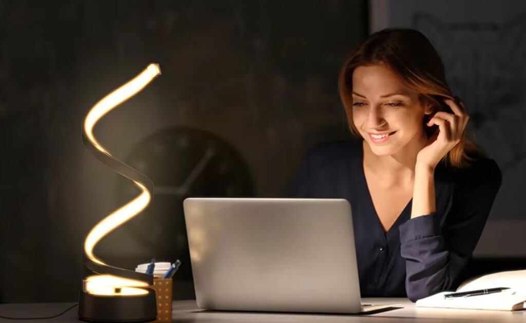 Abajor Luminário minimalista Led - Fonte: Aliexpress